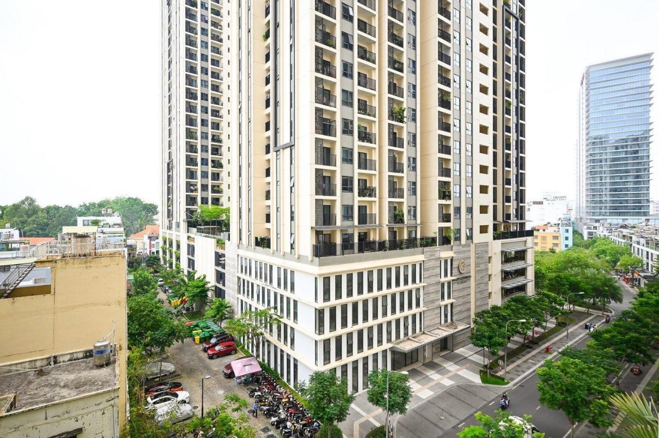 Qhome Dlux 2Pn Ho Chi Minh City Bagian luar foto