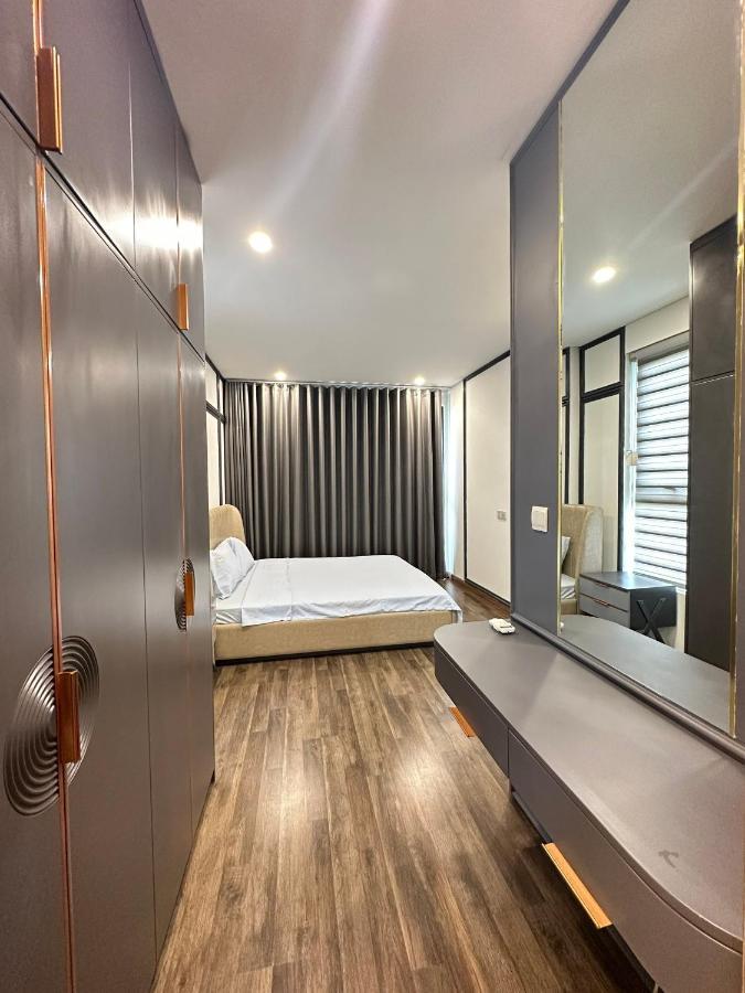 Qhome Dlux 2Pn Ho Chi Minh City Bagian luar foto