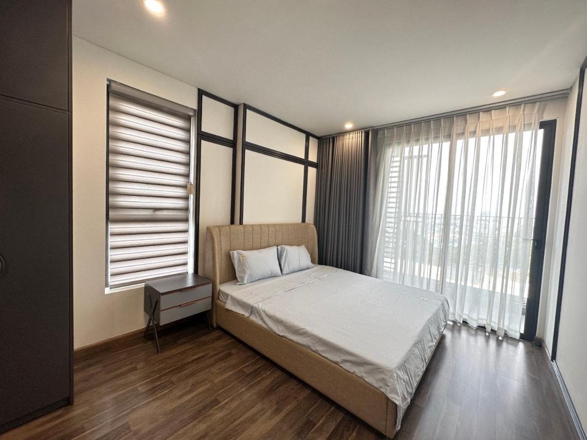 Qhome Dlux 2Pn Ho Chi Minh City Bagian luar foto