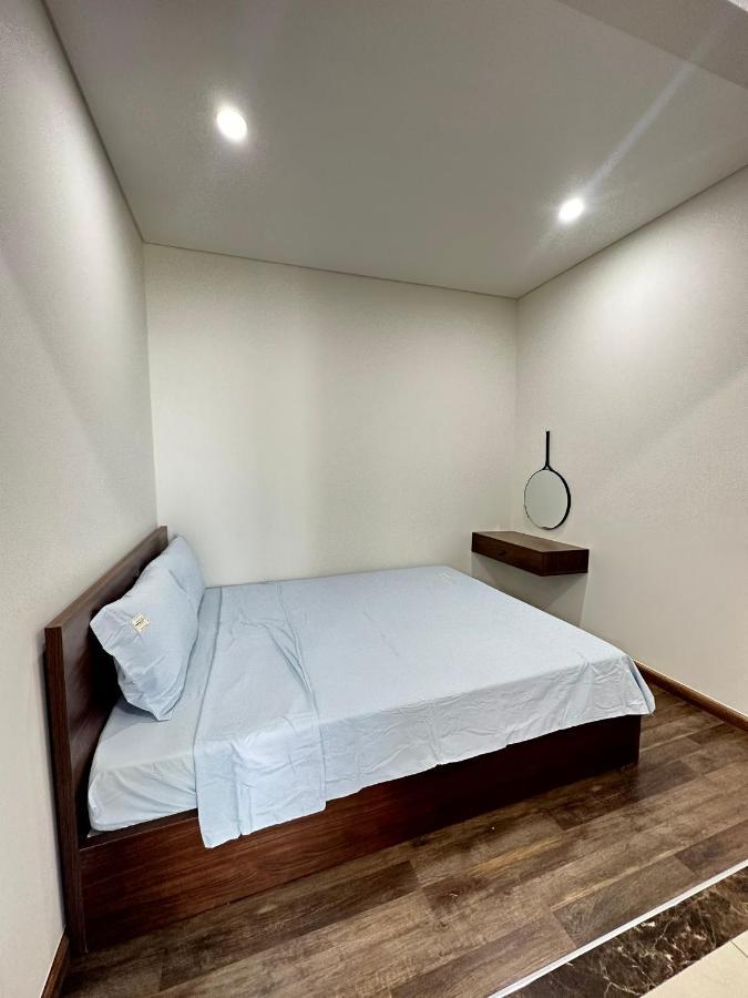 Qhome Dlux 2Pn Ho Chi Minh City Bagian luar foto