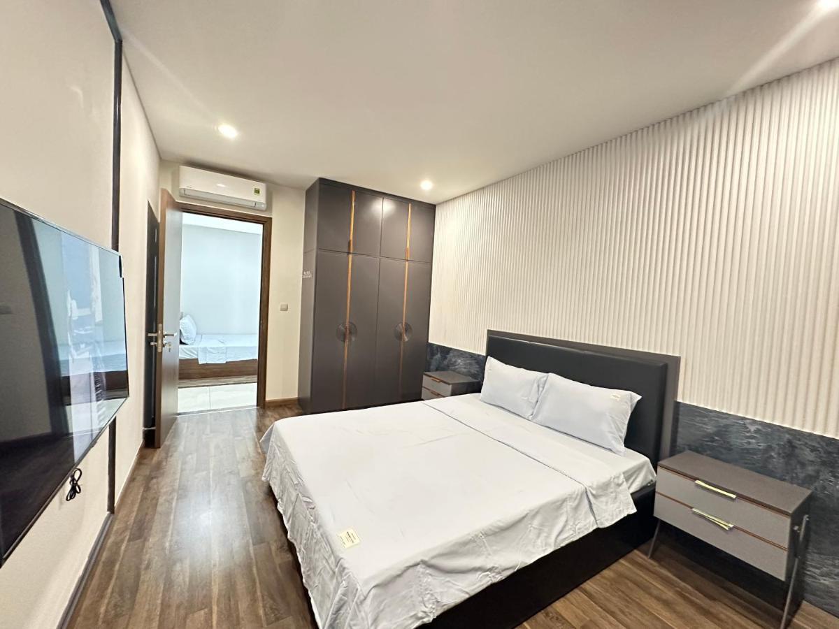 Qhome Dlux 2Pn Ho Chi Minh City Bagian luar foto